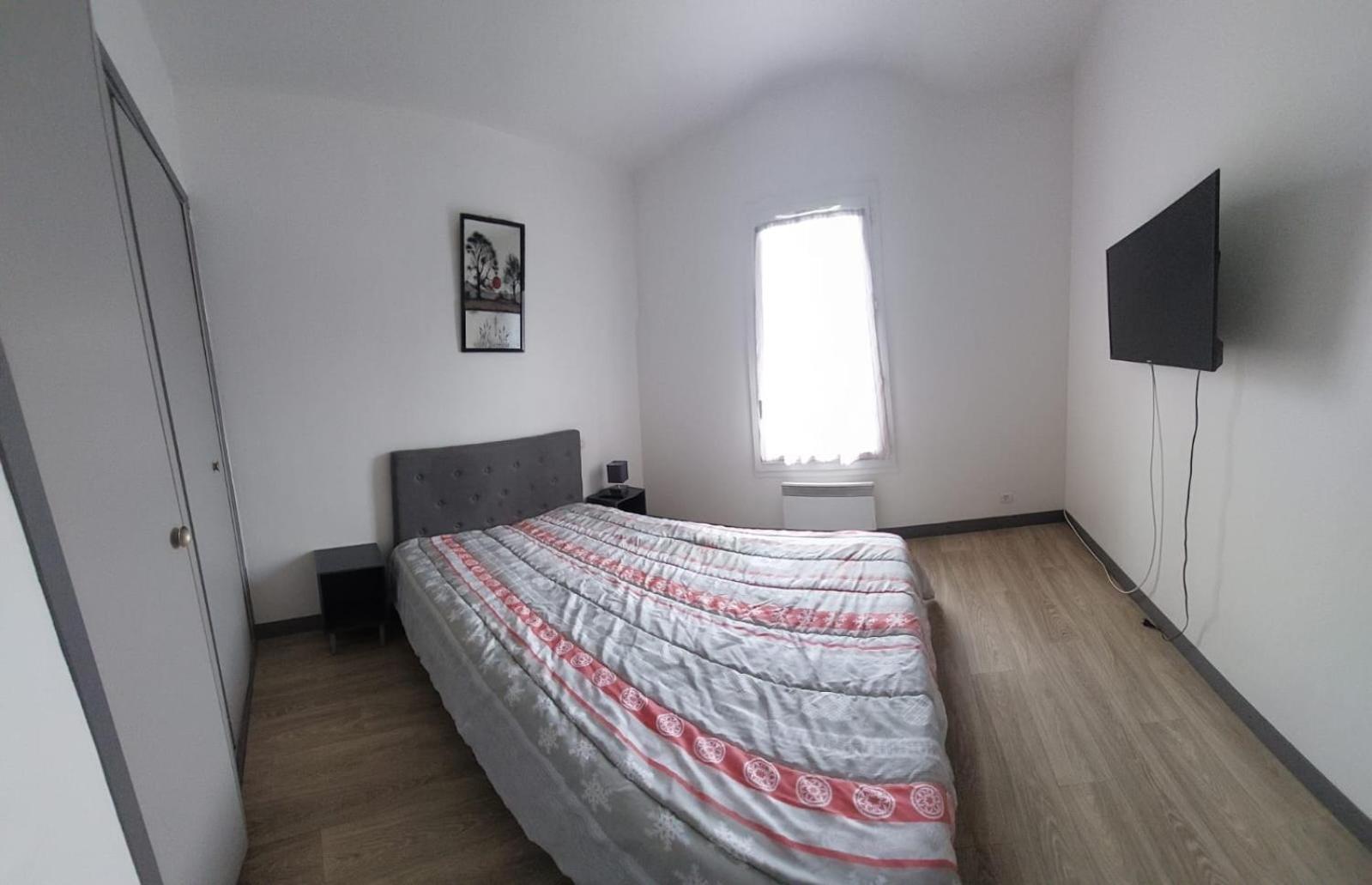 Hotel Platanes - Kb Hotel Group Etauliers Dış mekan fotoğraf