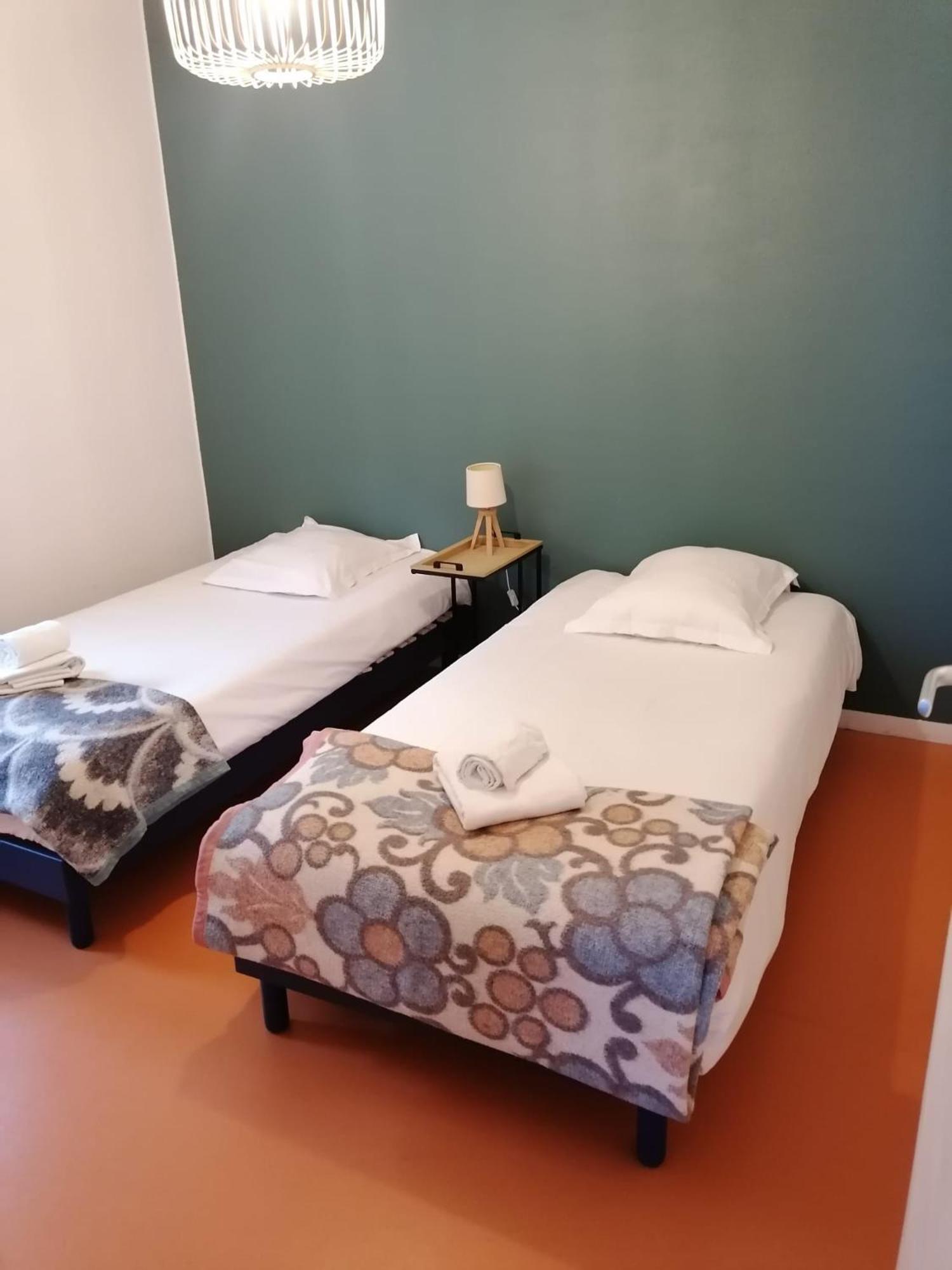Hotel Platanes - Kb Hotel Group Etauliers Dış mekan fotoğraf